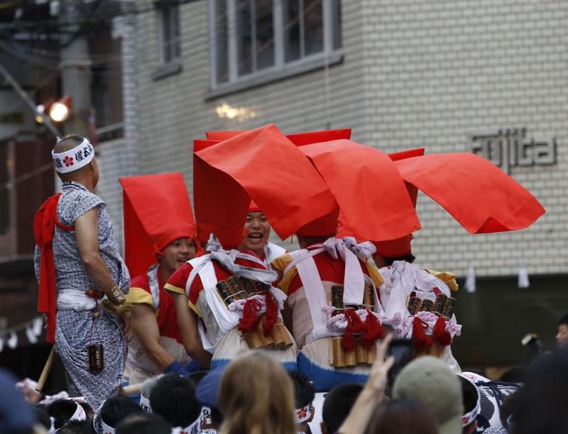 #願人 の #投げ頭巾 がひらり #天神祭 #宵宮 #大阪 #tenjintsuri #osaka #催太鼓