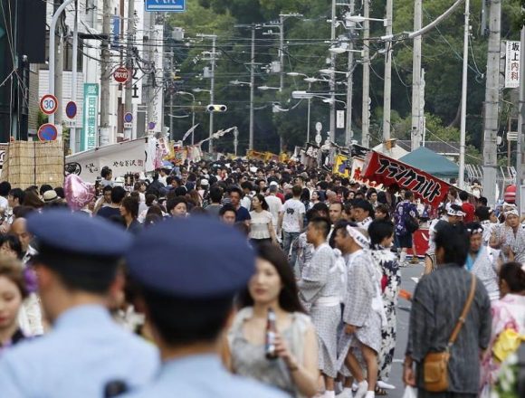 Very crowded! #天神祭 #宵宮 #大阪 #tenjintsuri #osaka